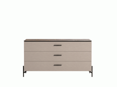 Silvia Dresser / Mirror