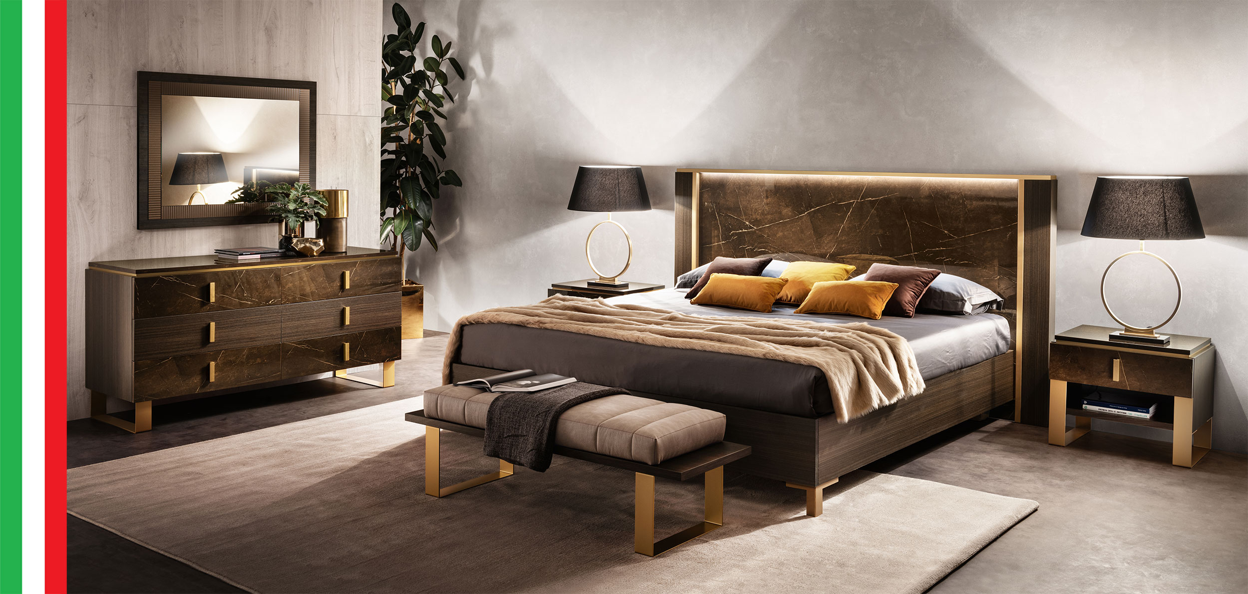 Bedroom Furniture Modern Bedrooms QS and KS Essenza Bedroom by Arredoclassic, Italy
